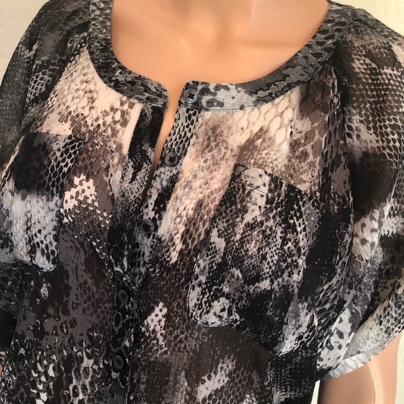 Express Sheer Snake Skin Animal Print Chiffon Camisole Blouse Women’s Size XS - Picture 5 of 16